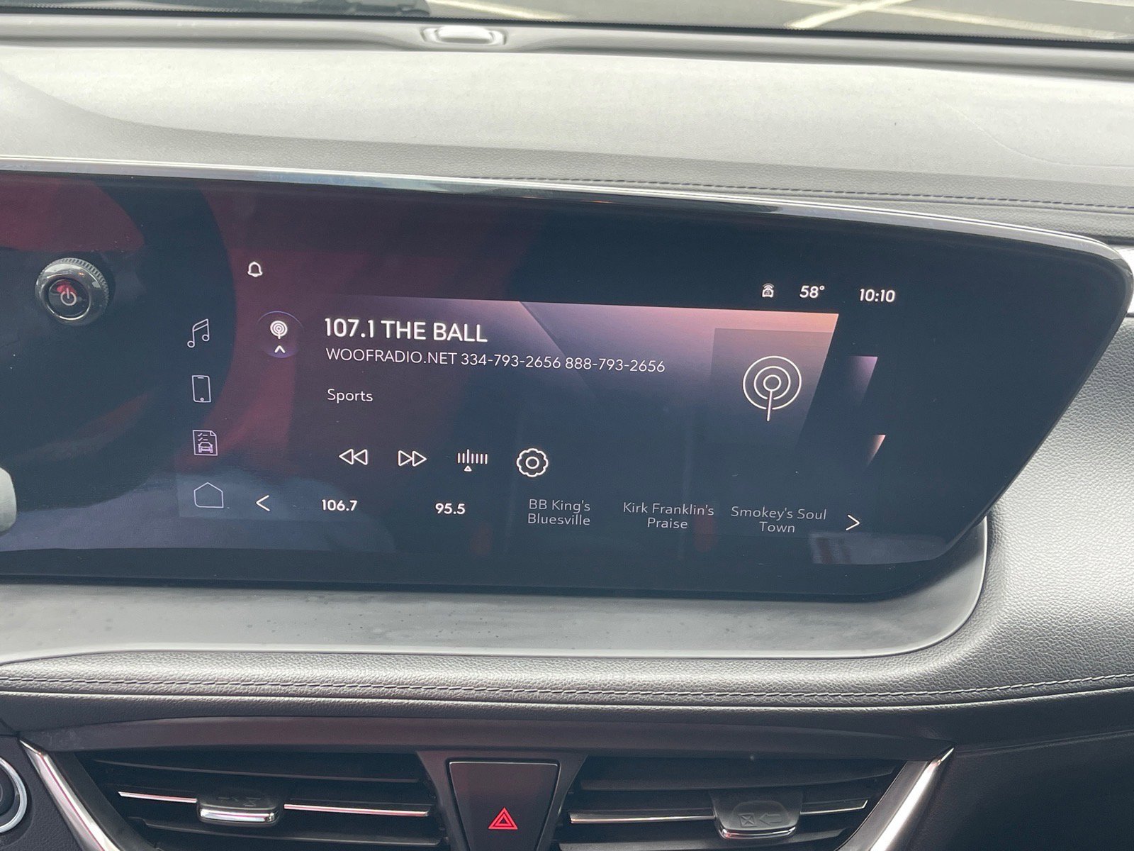 Used 2024 Buick Encore GX Sport Touring w/ Advanced Technology Package image 5