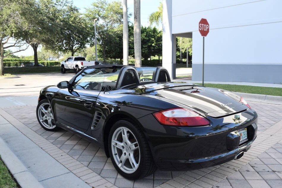 Used 2005 Porsche Boxster RWD image 2