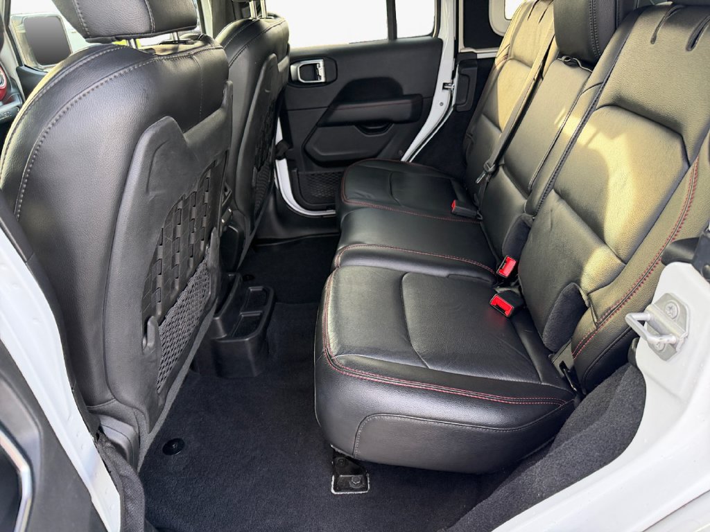 Used 2020 Jeep Wrangler Unlimited Rubicon w/ Dual Top Group AWD/4WD image 15