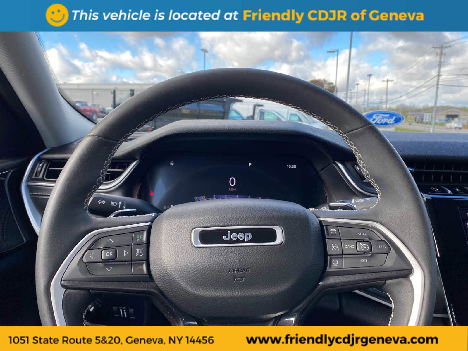 Used 2023 Jeep Grand Cherokee Laredo w/ Luxury Tech Group I image 16