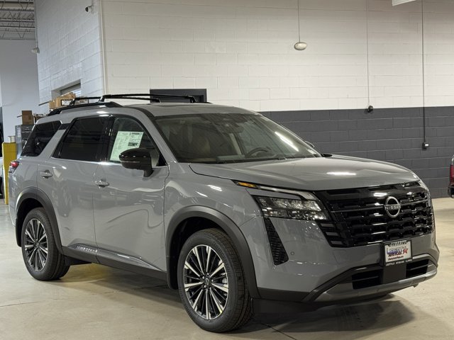 New 2026 Nissan Pathfinder Platinum image 2