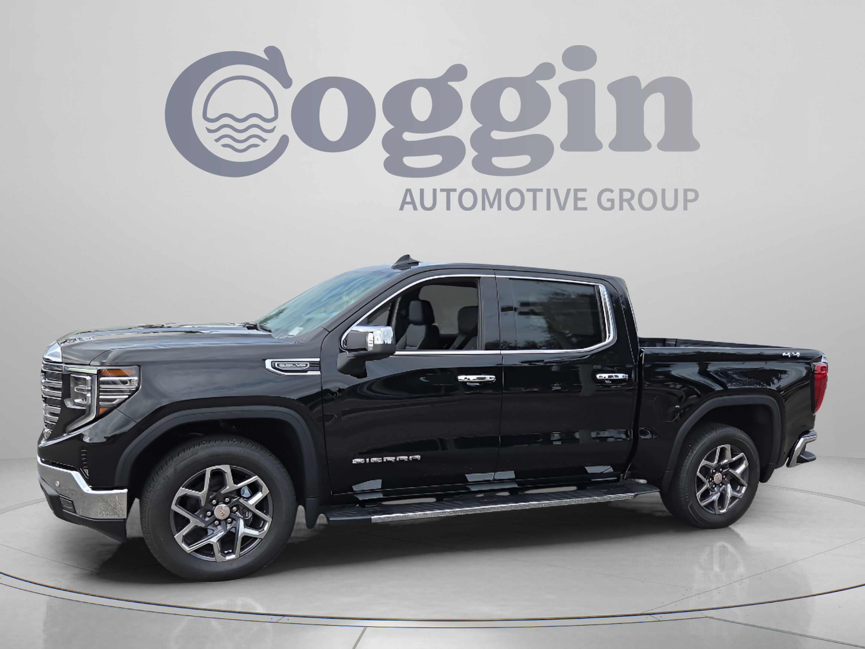New 2026 GMC Sierra 1500 SLT w/ SLT Premium Plus Package AWD/4WD image 1