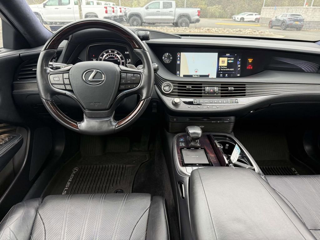 Used 2020 Lexus LS 500 AWD w/ Interior Upgrade Package image 8
