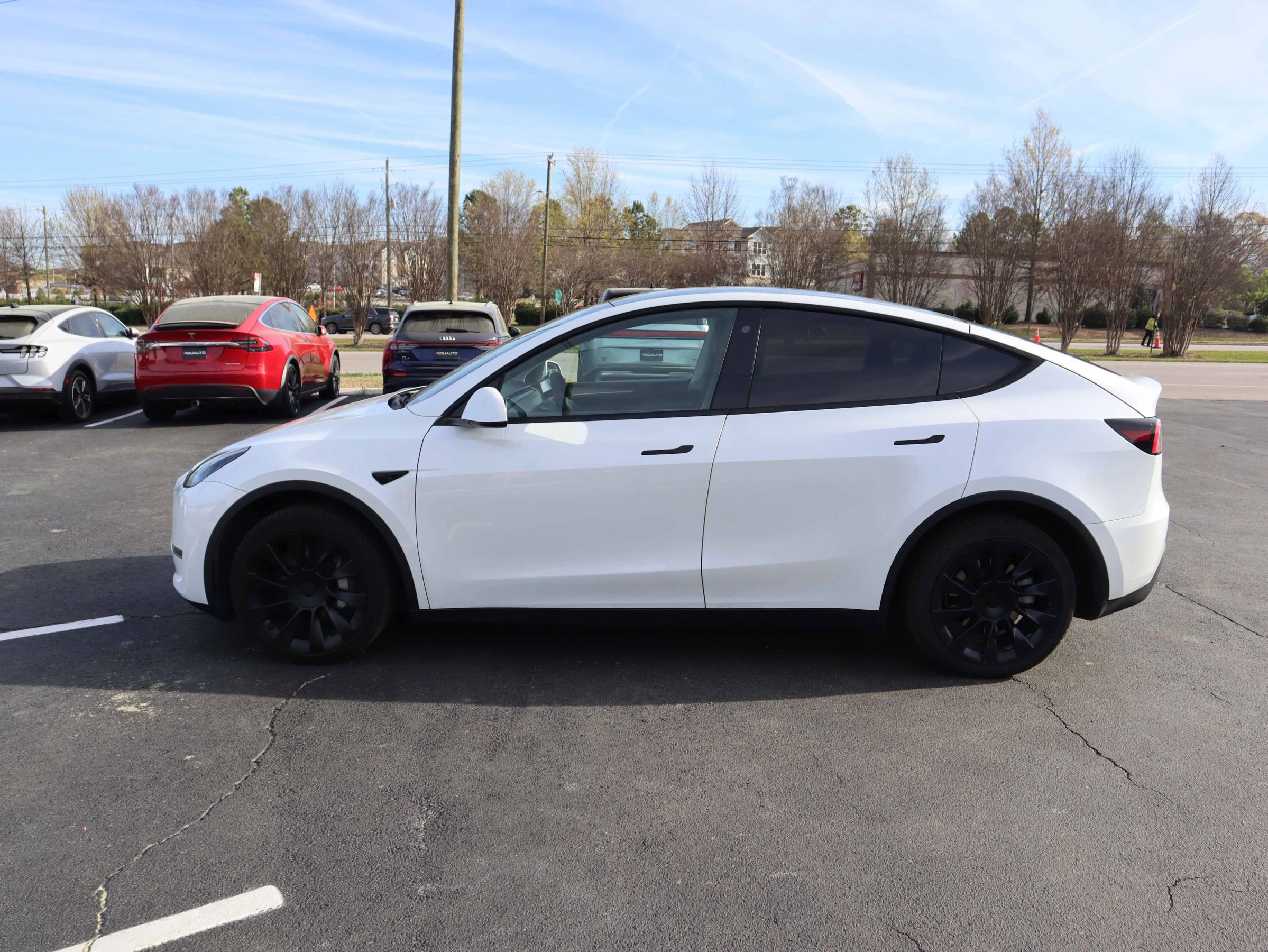 Used 2023 Tesla Model Y Long Range AWD/4WD image 8