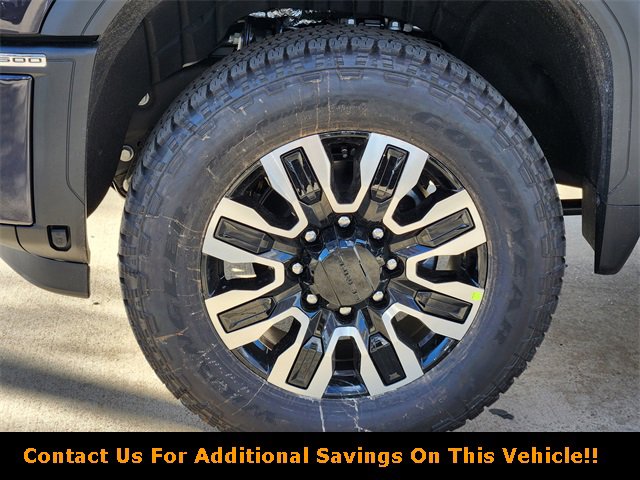 New 2026 GMC Sierra 3500 Denali Ultimate w/ LPO, Black Badging Package image 7