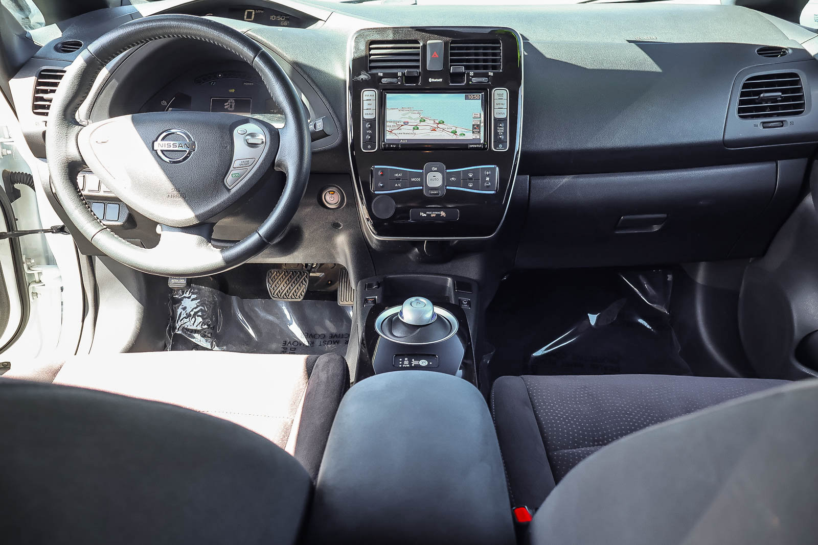 Used 2013 Nissan Leaf SV w/ LED & Quick Charge Pkg FWD image 7