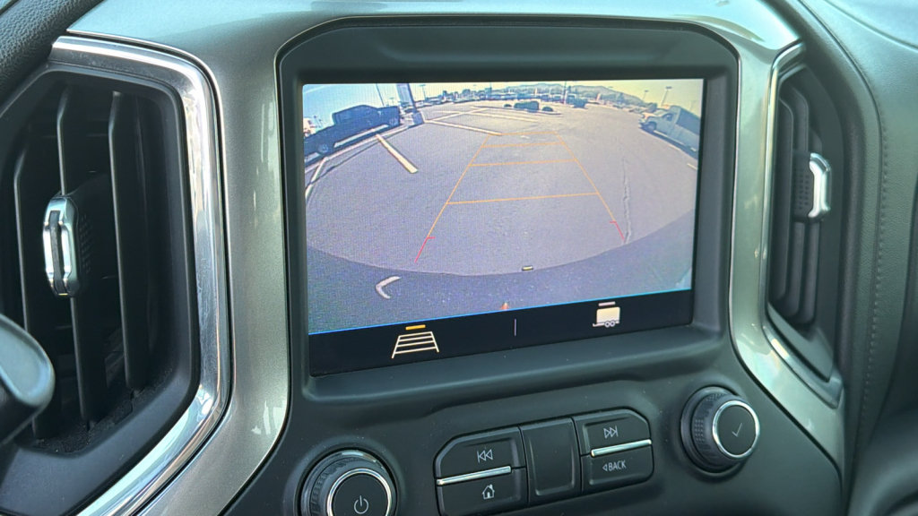 Used 2020 Chevrolet Silverado 1500 RST AWD/4WD image 16
