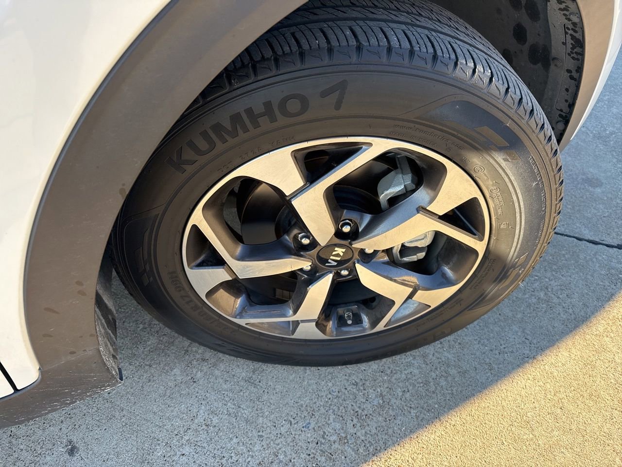 Used 2022 Kia Sportage LX image 15