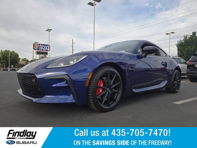 Used 2024 Toyota GR86 Premium w/ Performance Package RWD video 1