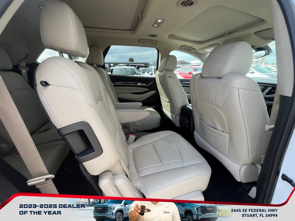 Used 2019 Buick Enclave Premium w/ Experience Buick Package image 19