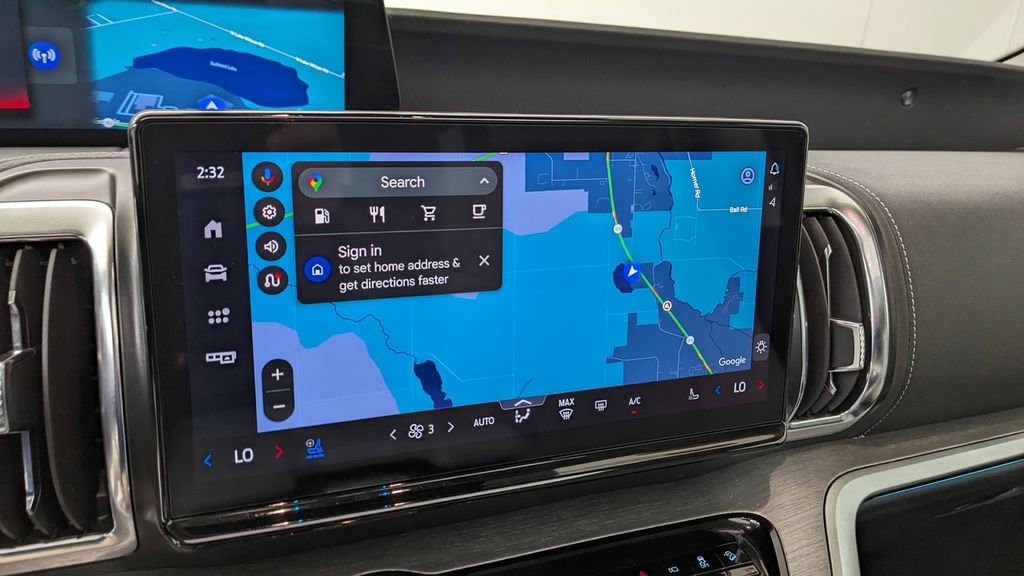 Certified 2025 Ford Expedition Platinum AWD/4WD image 28