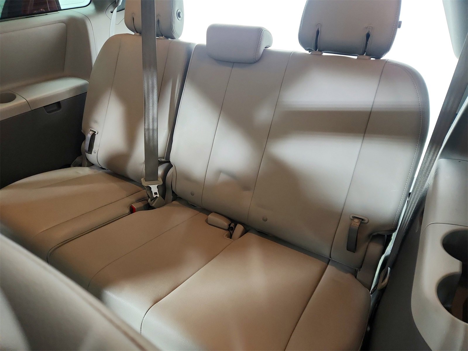 Used 2015 Toyota Sienna XLE Premium image 33