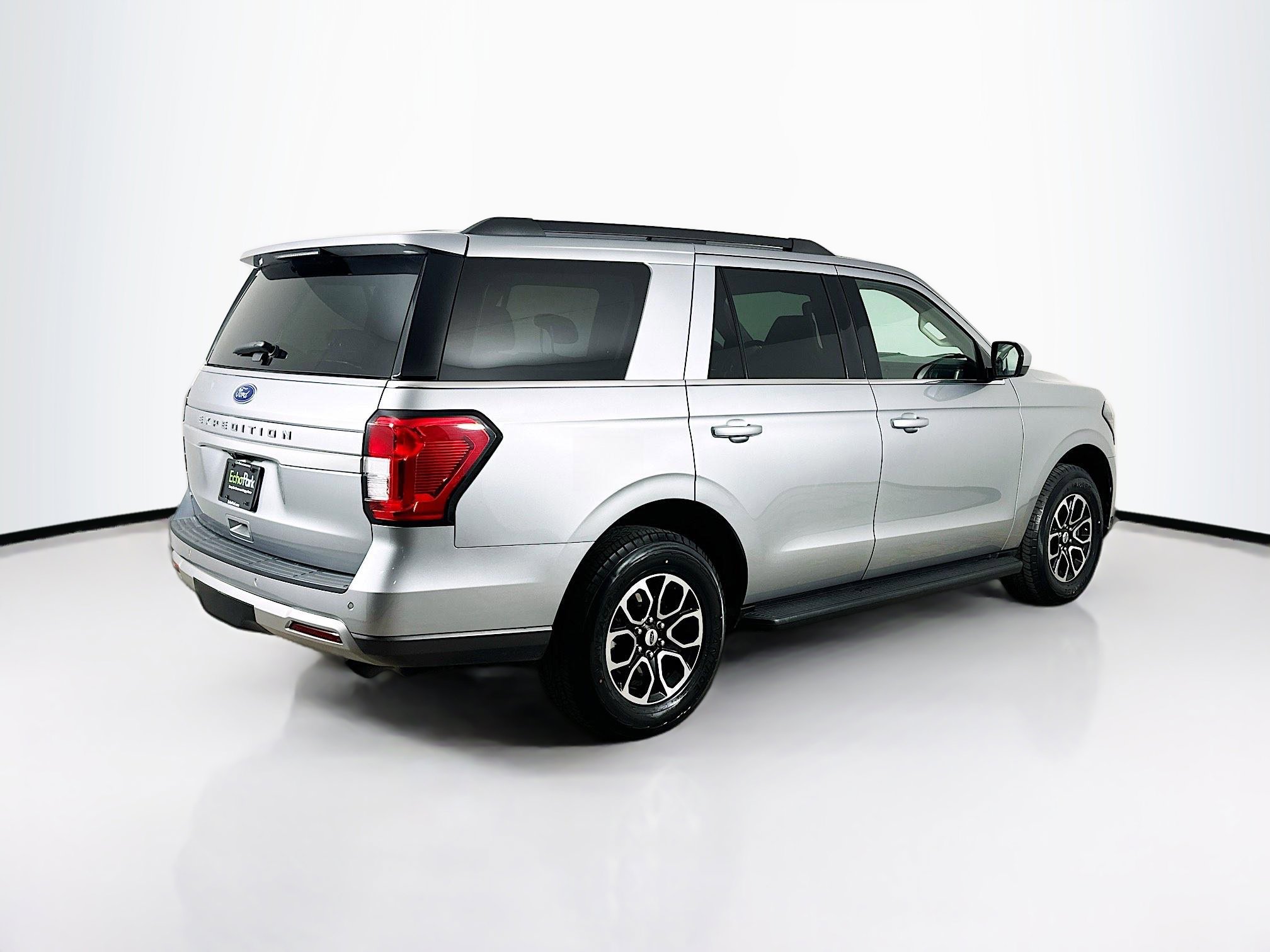 Used 2024 Ford Expedition XLT image 9