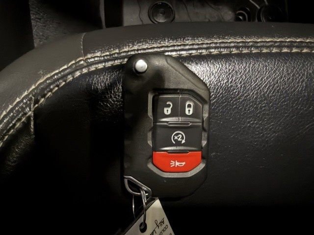 Used 2022 Jeep Gladiator Overland w/ Popular Equipment Package image 43