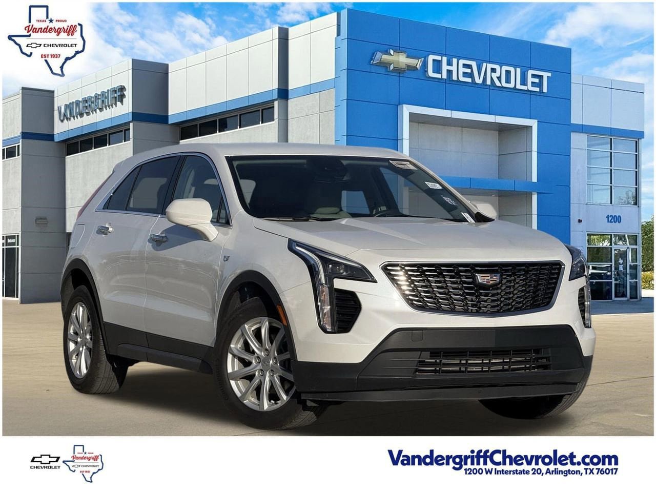 Used 2023 Cadillac XT4 Luxury FWD image 1