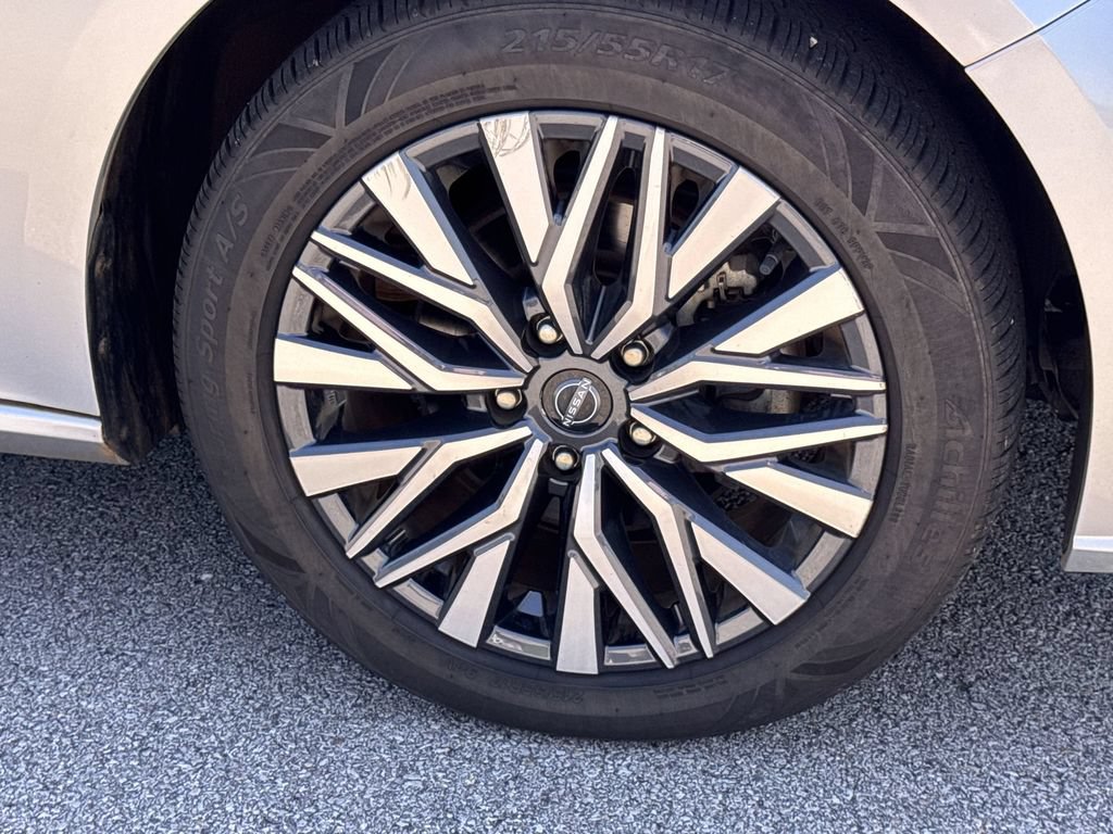 Certified 2023 Nissan Altima 2.5 SV AWD/4WD image 19
