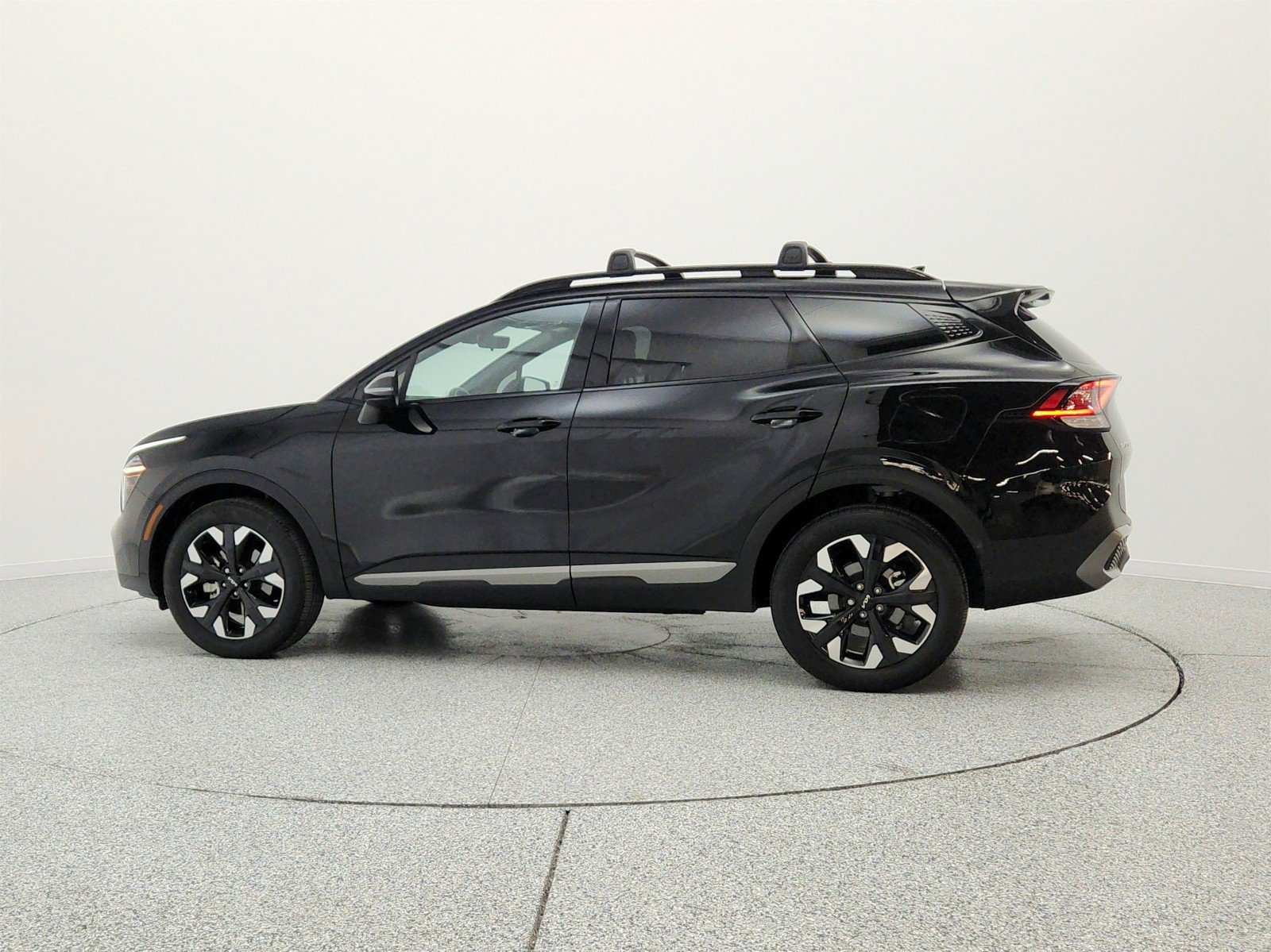 Used 2024 Kia Sportage X-Line w/ X-Line Premium Package AWD/4WD image 8