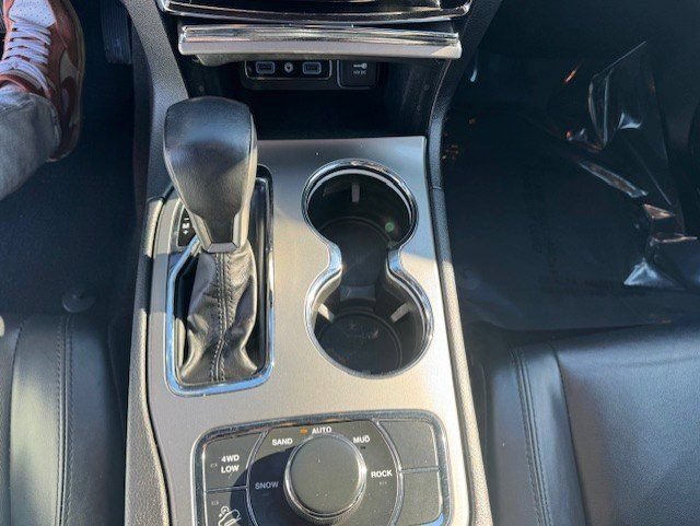 Used 2021 Jeep Grand Cherokee Limited AWD/4WD image 21