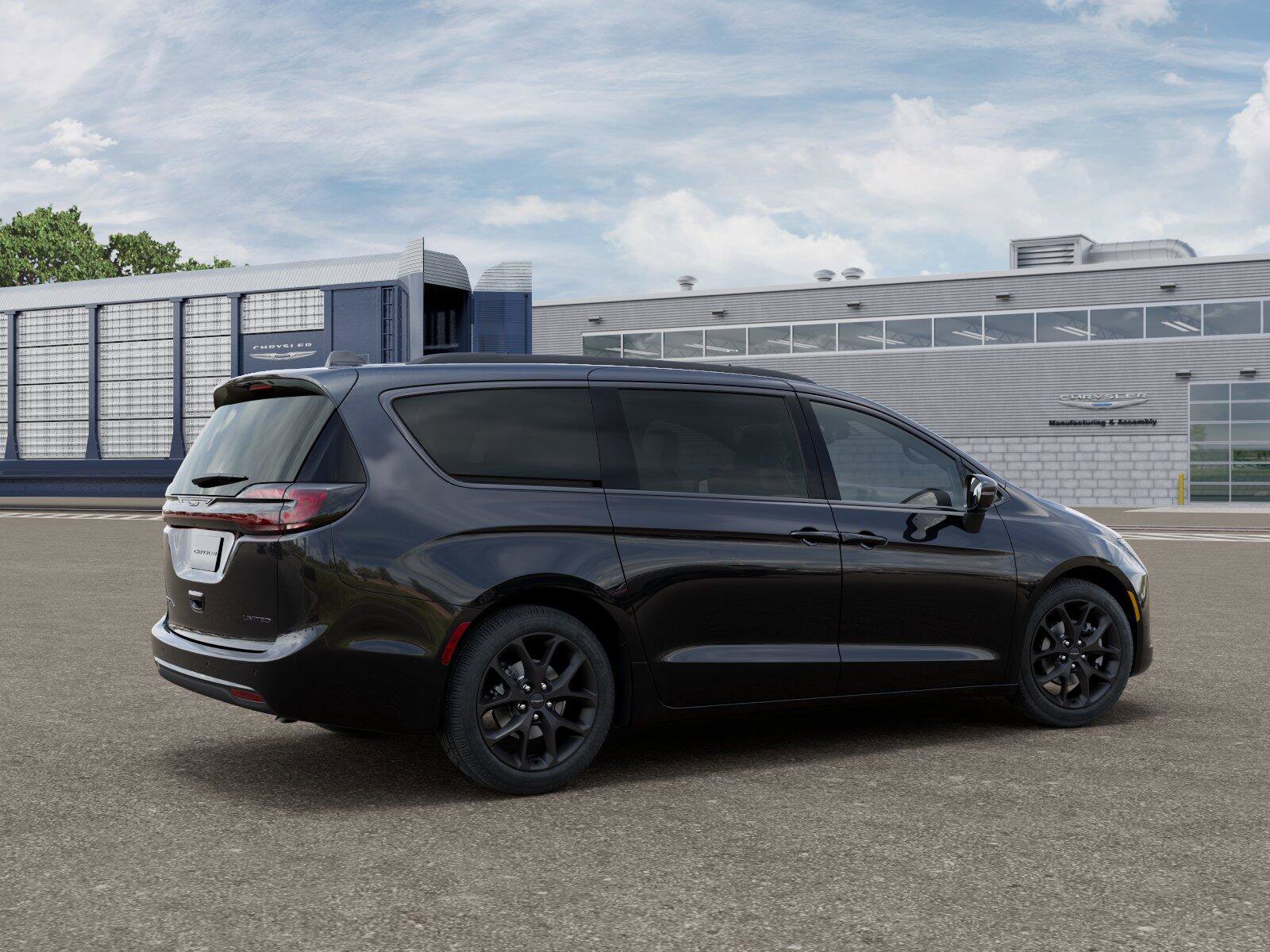 New 2027 Chrysler Pacifica Limited FWD image 2