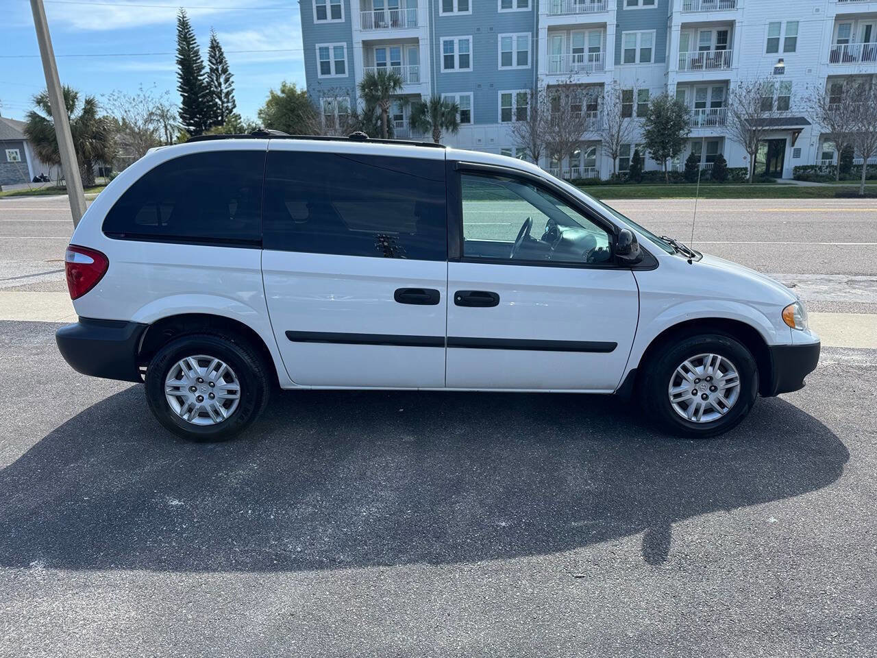 Used 2007 Dodge Caravan SE w/ Popular Equipment Group I image 9