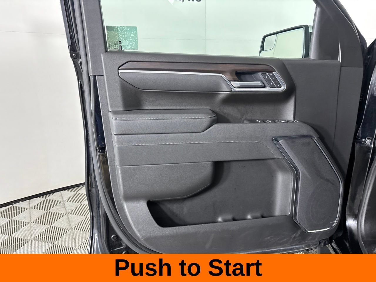 Used 2026 GMC Sierra 1500 SLT AWD/4WD image 10