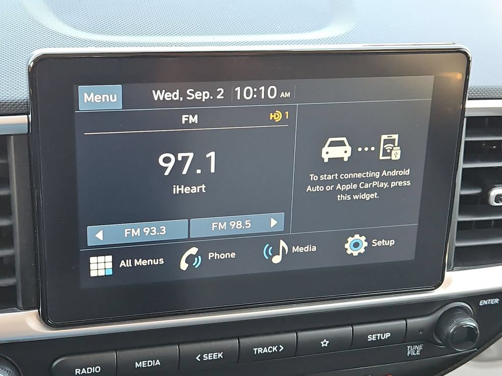 Used 2025 Hyundai Venue SEL FWD image 17