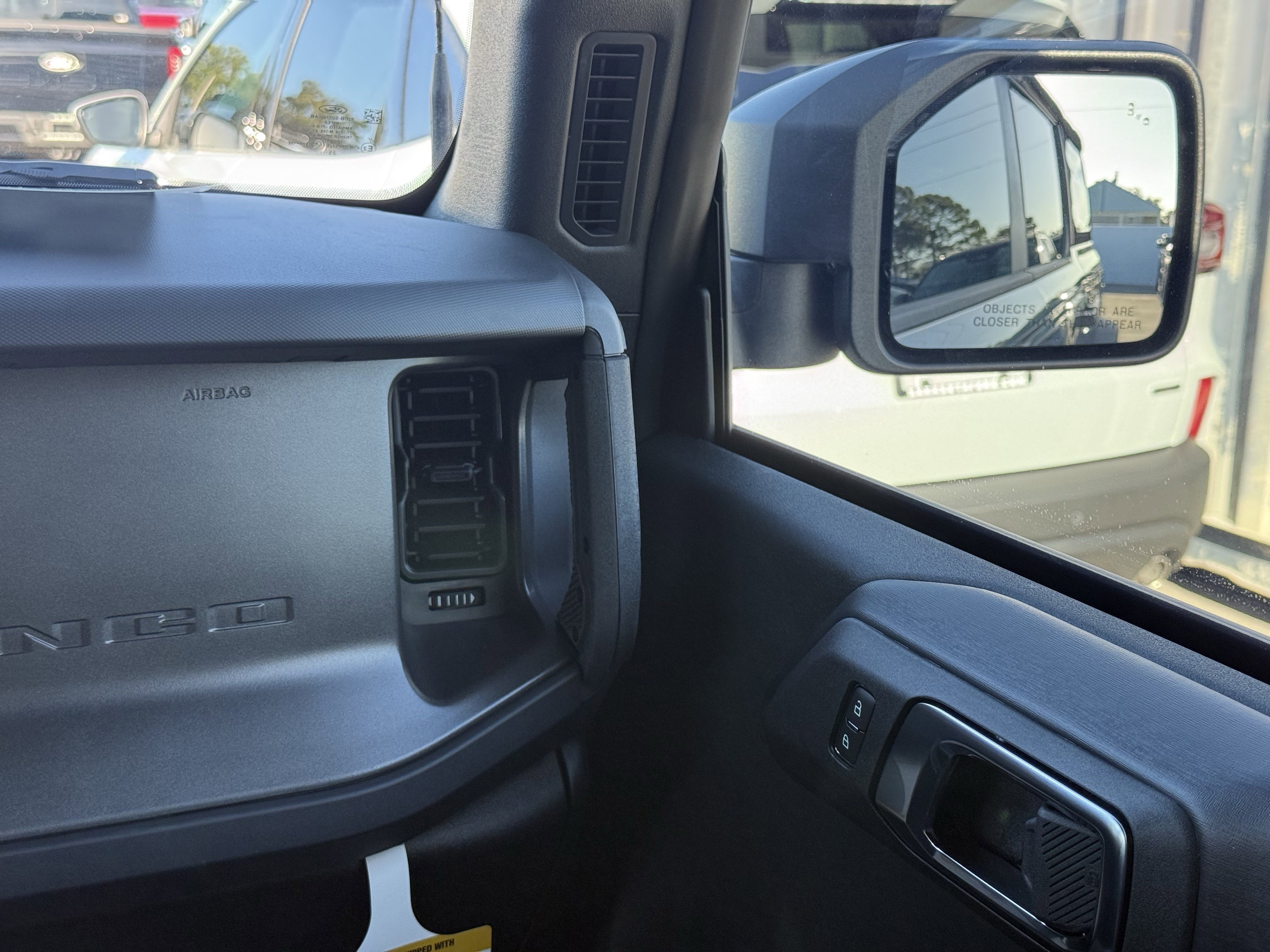 New 2025 Ford Bronco Badlands image 35