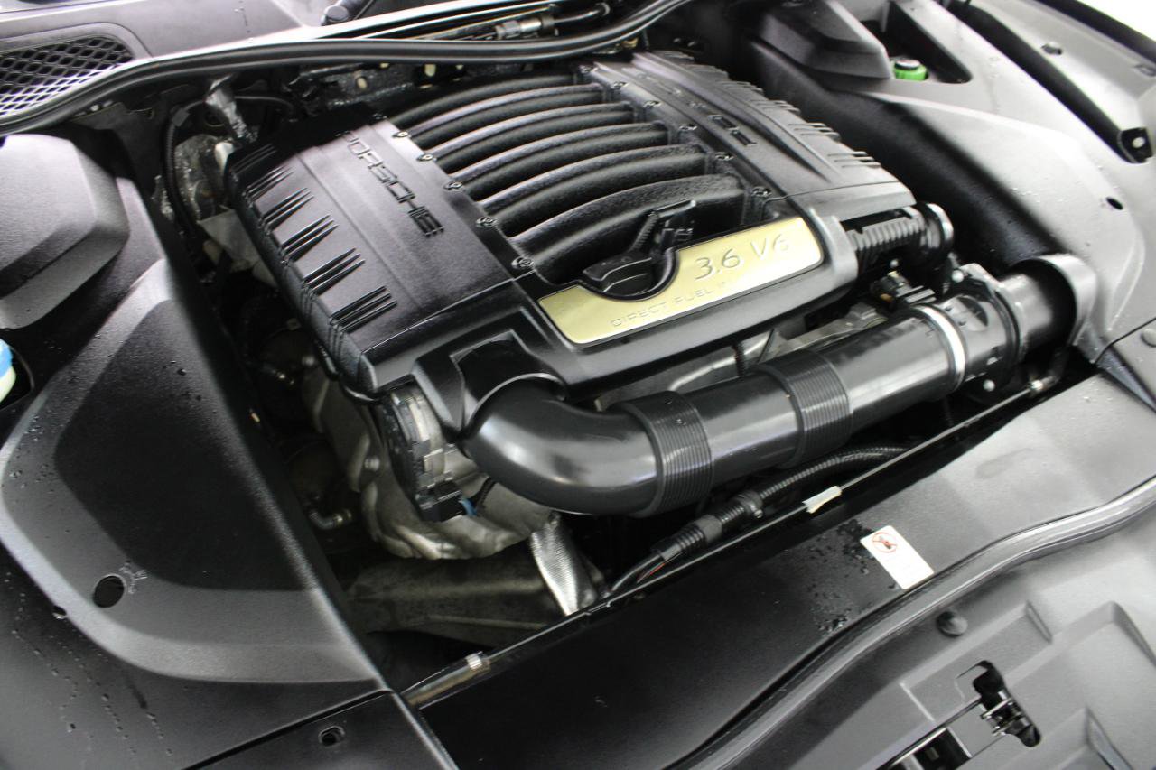 Used 2016 Porsche Cayenne image 66