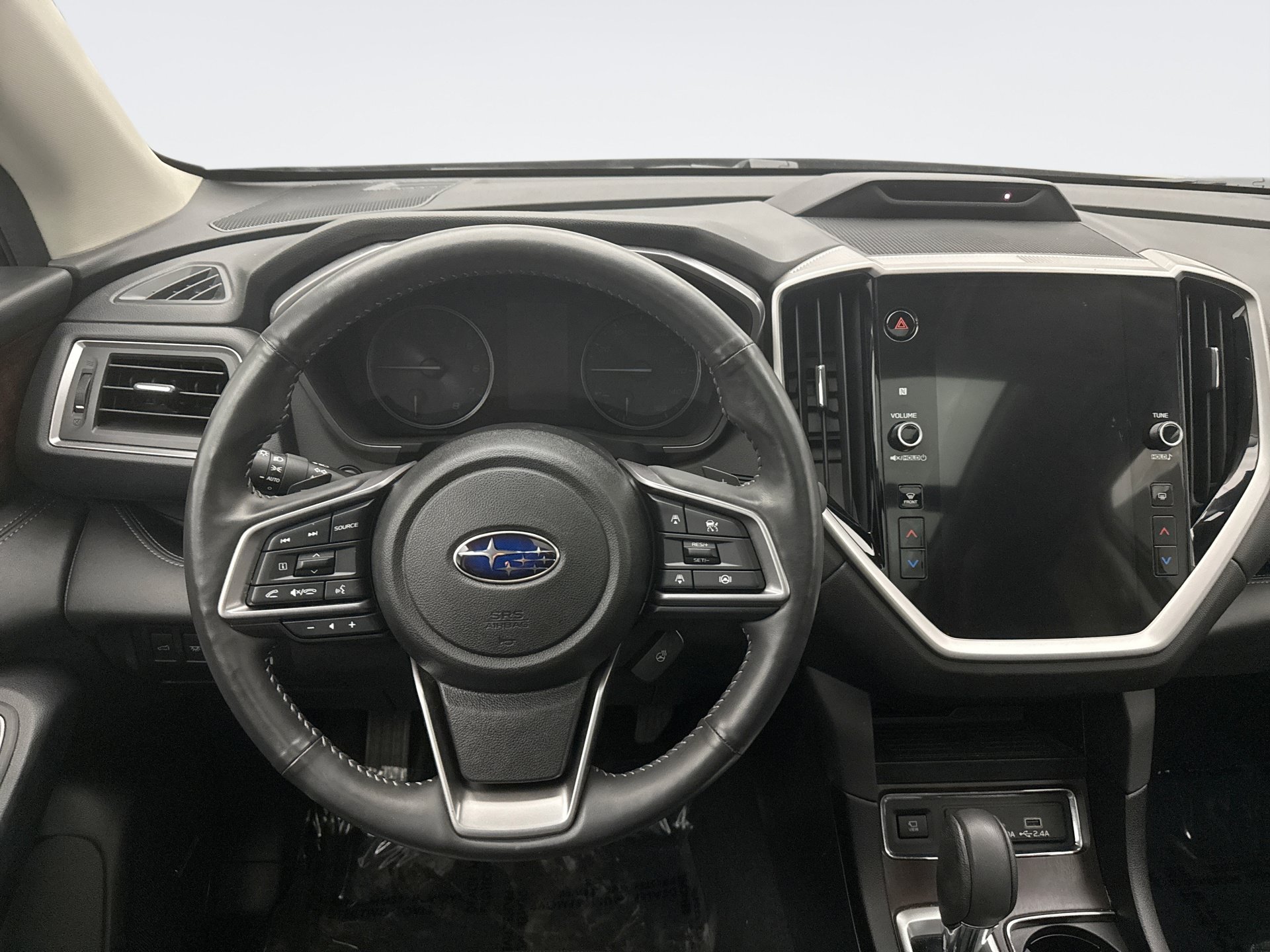 Used 2023 Subaru Ascent Touring AWD/4WD image 12