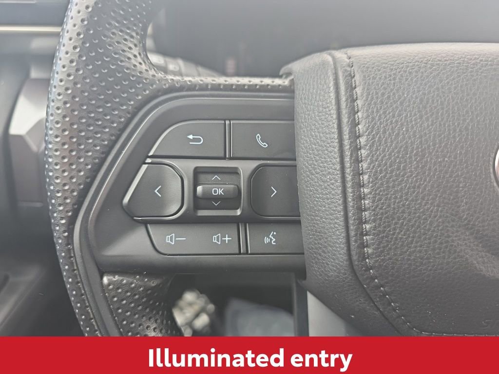 Used 2025 Toyota Tacoma SR5 image 21