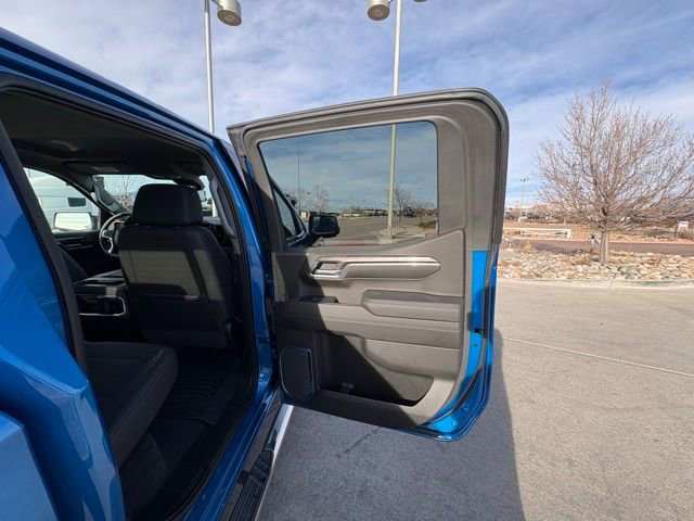 Used 2022 Chevrolet Silverado 1500 LTZ w/ LTZ Convenience Package II AWD/4WD image 28