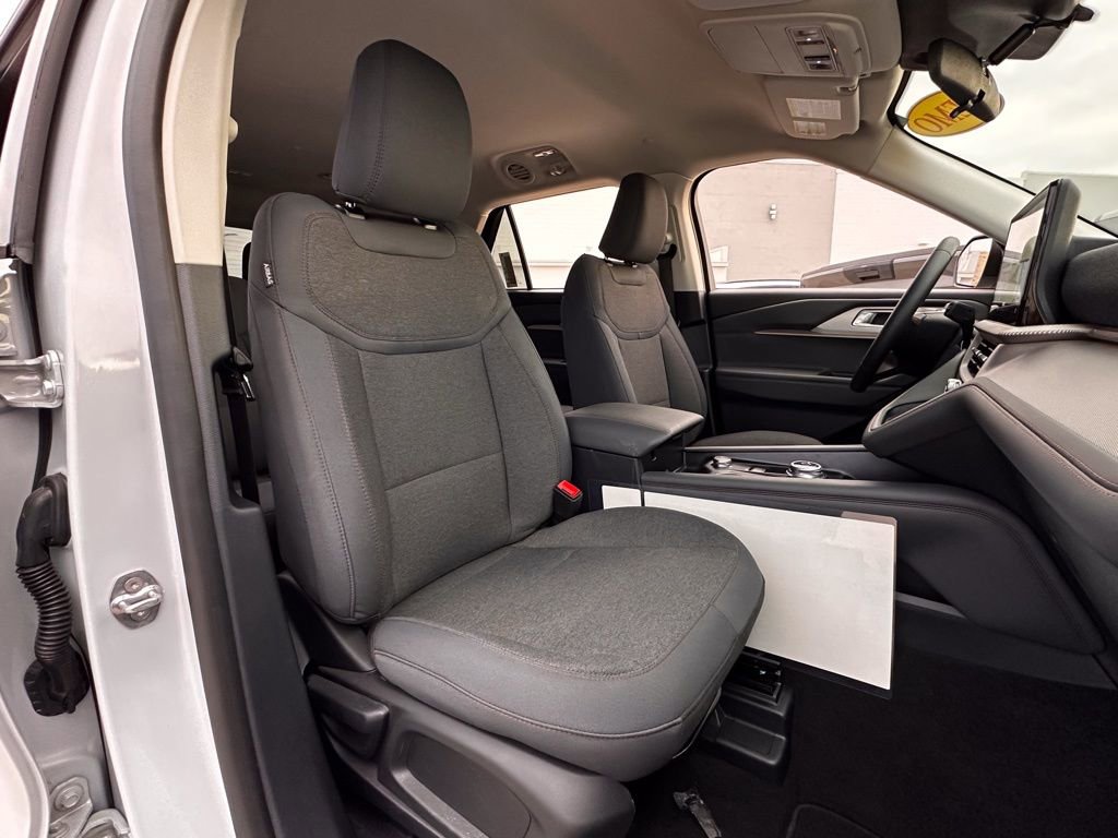 New 2026 Ford Explorer Active image 73