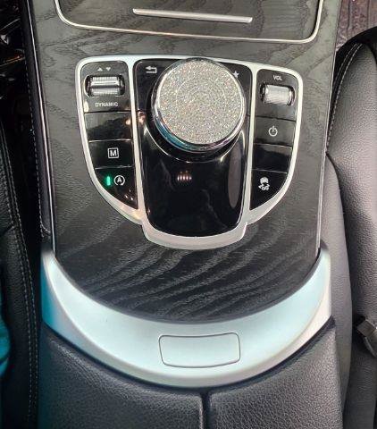 Used 2019 Mercedes-Benz GLC 300 4MATIC w/ Premium Package image 21