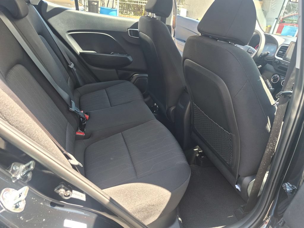 Used 2026 Hyundai Venue SE FWD image 26