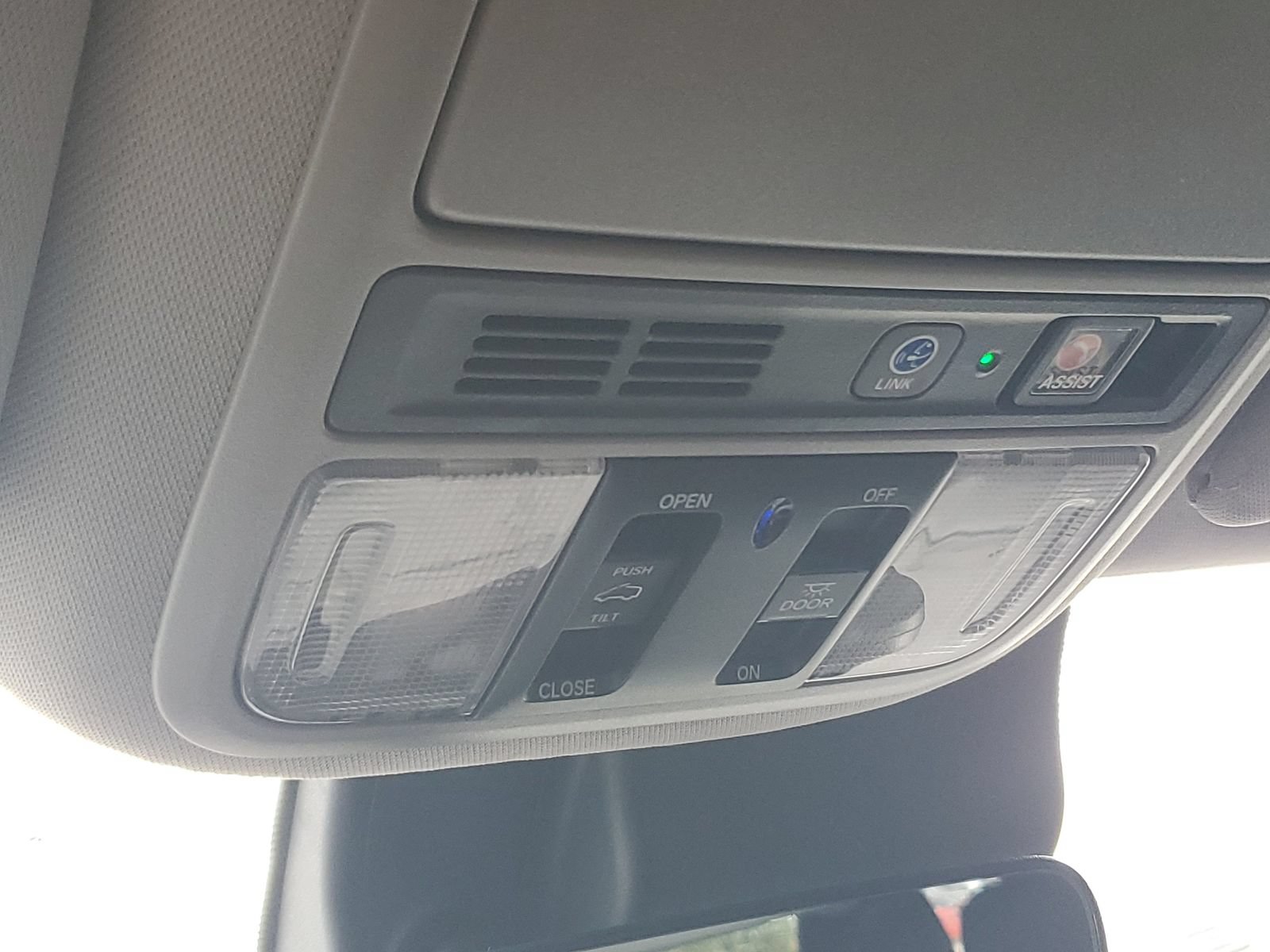 Used 2019 Honda Pilot Touring image 35