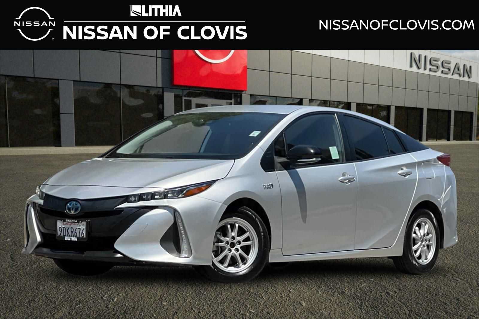 Used 2022 Toyota Prius Prime LE FWD image 1