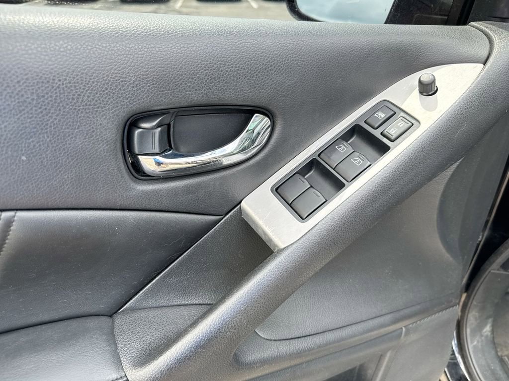 Used 2013 Nissan Murano SL w/ Navigation Pkg image 22