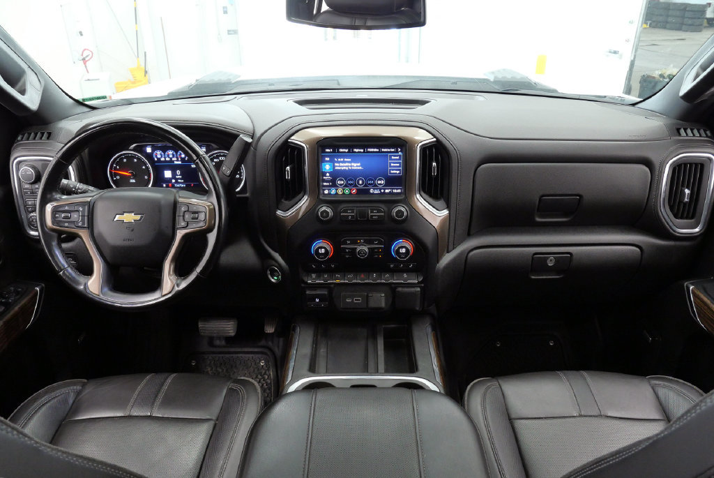 Used 2023 Chevrolet Silverado 2500 High Country w/ Safety Package II AWD/4WD image 24