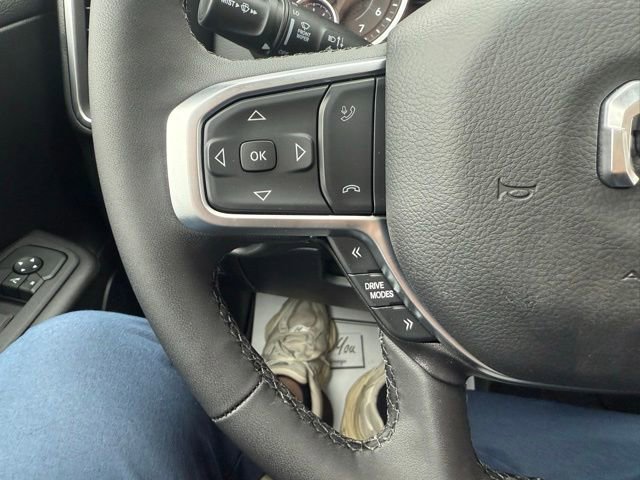 New 2026 RAM 1500 4x4 Crew Cab image 24