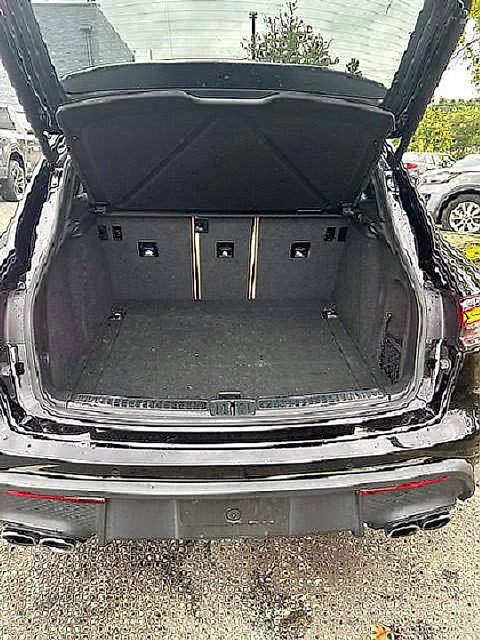 Used 2024 Porsche Macan AWD/4WD image 27