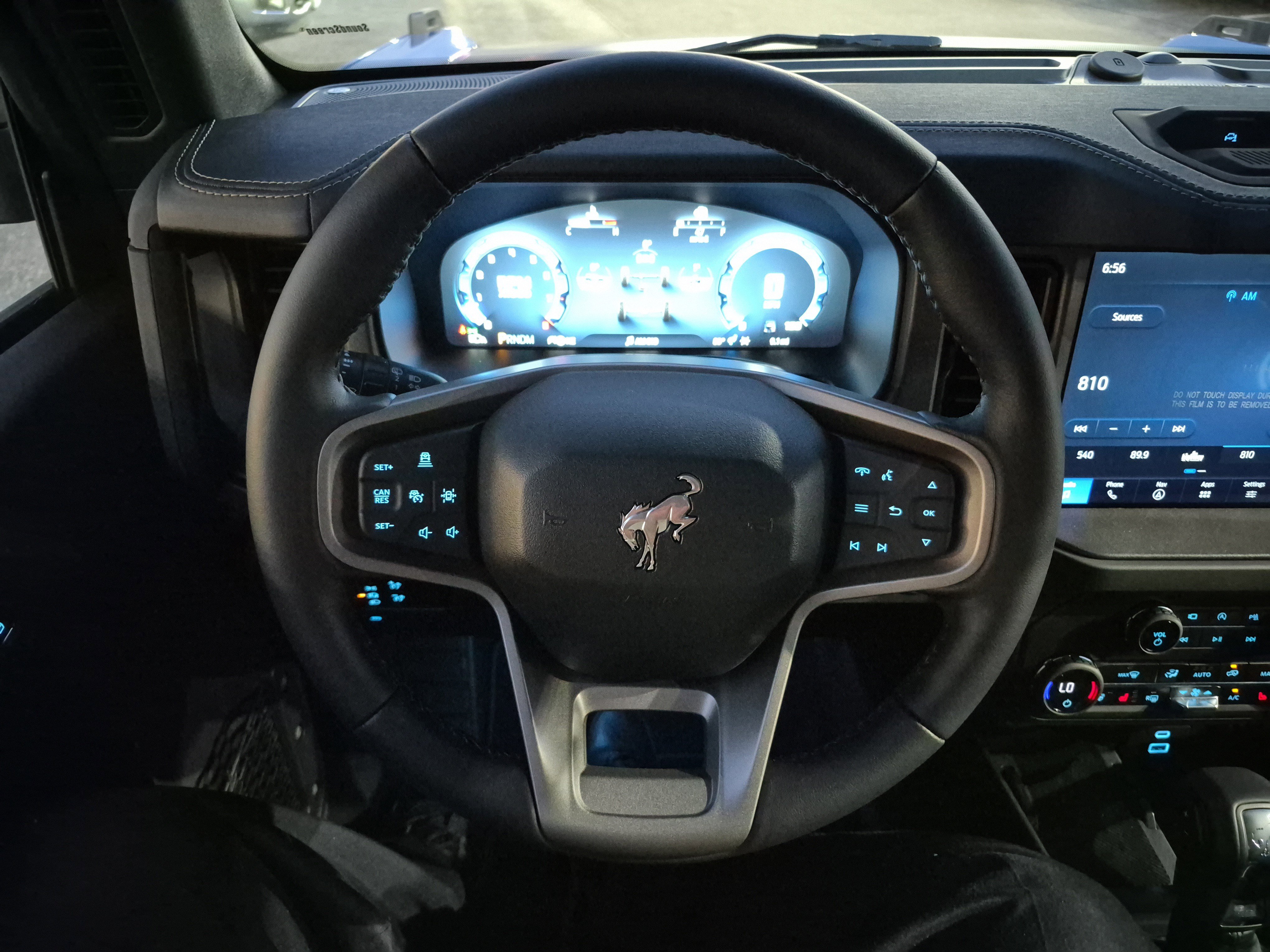 New 2025 Ford Bronco Badlands image 27