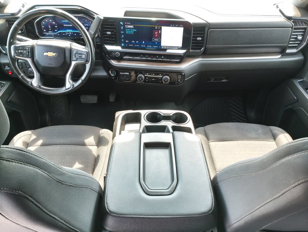 Used 2024 Chevrolet Silverado 2500 LT AWD/4WD image 6