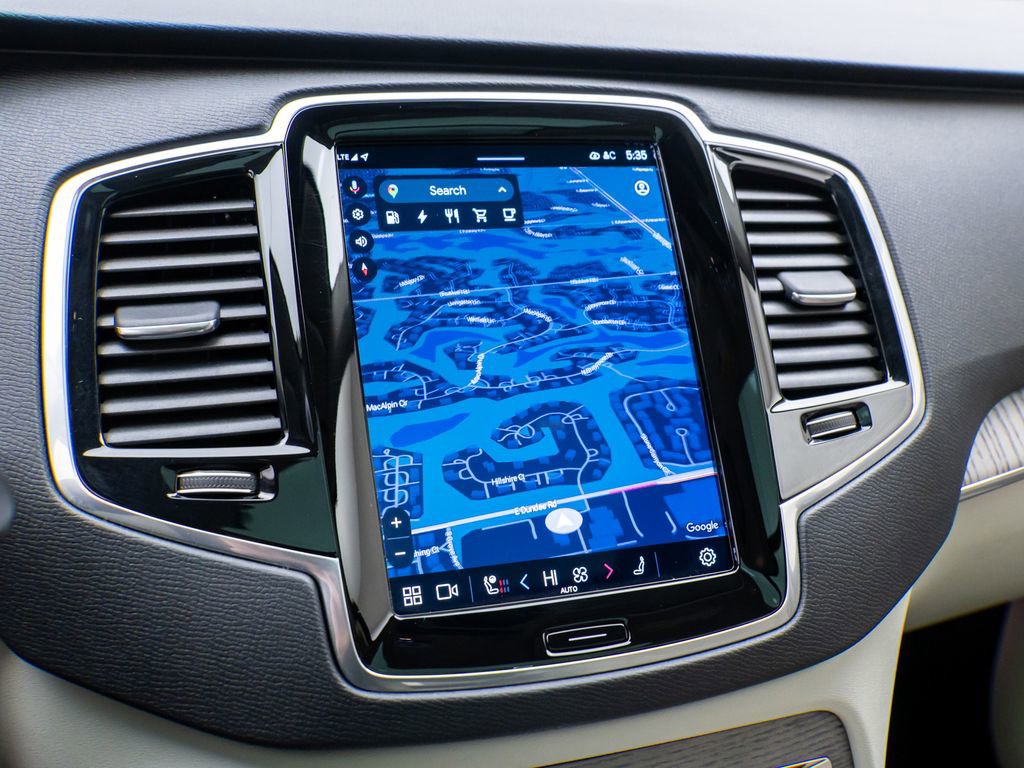 Used 2024 Volvo XC90 T8 Plus w/ Protection Package Premier image 25