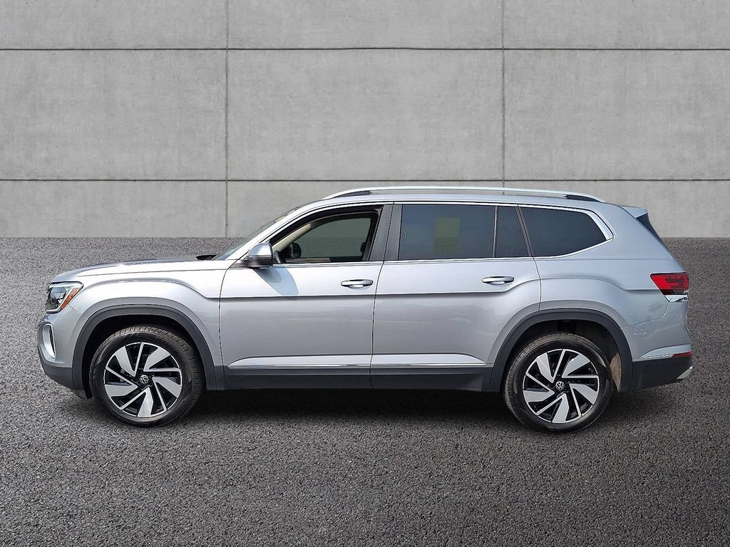 Used 2024 Volkswagen Atlas SEL AWD/4WD image 7