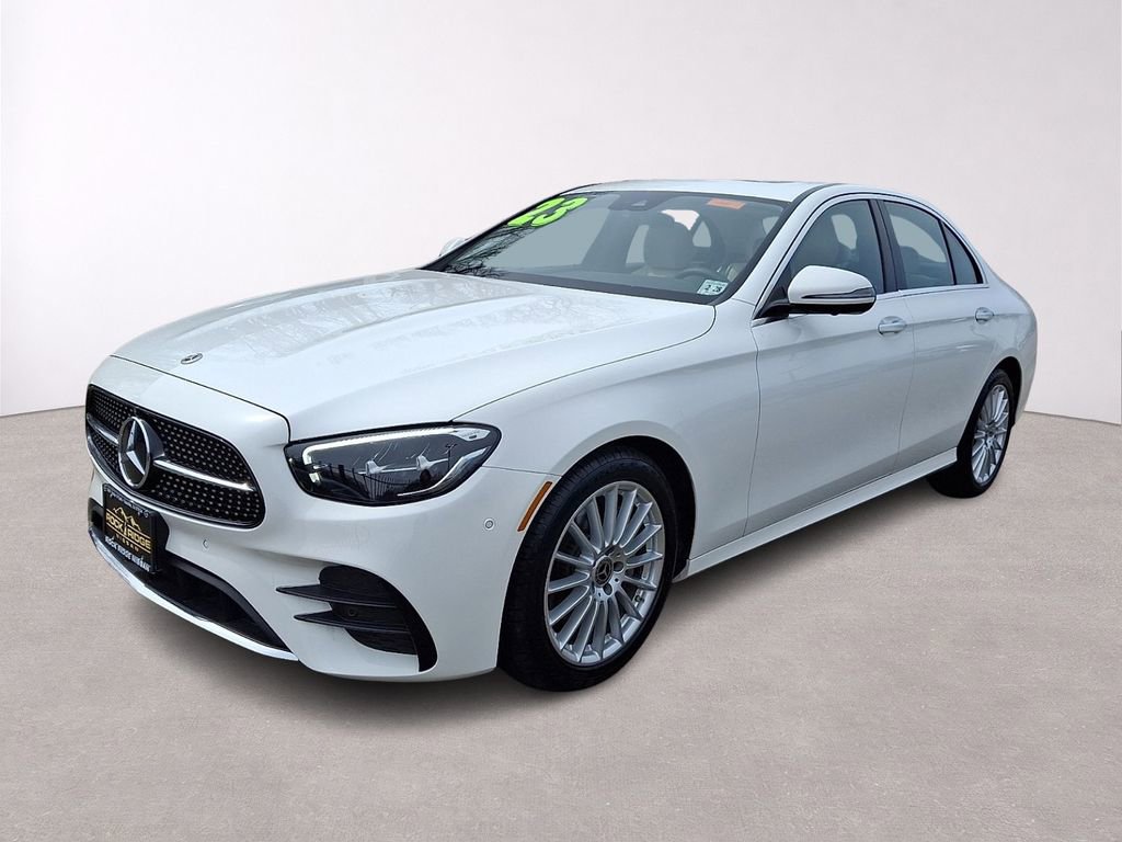 Used 2023 Mercedes-Benz E 350 4MATIC Sedan image 3