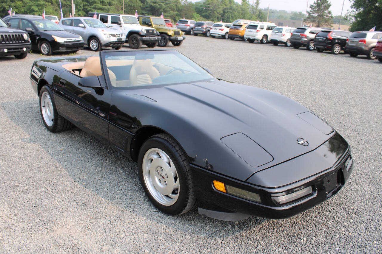 Used 1996 Chevrolet Corvette Convertible RWD image 4