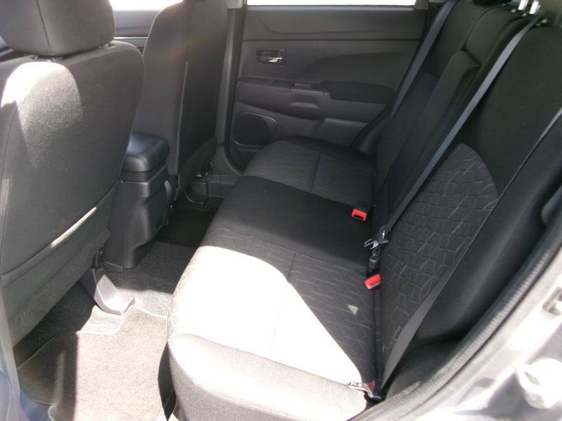 Used 2025 Mitsubishi Outlander Sport ES AWD/4WD image 9