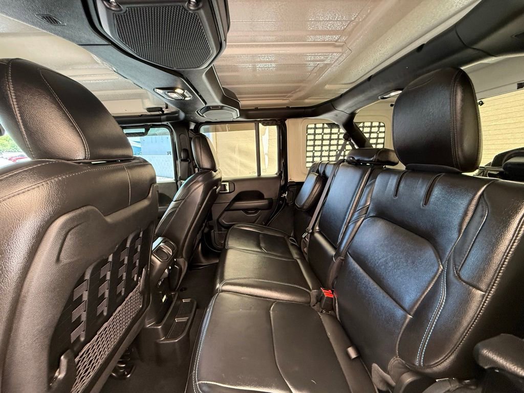 Used 2022 Jeep Wrangler Unlimited Rubicon 4xe w/ Cold Weather Group AWD/4WD image 25