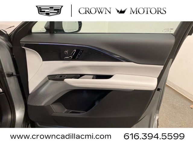 Certified 2024 Cadillac Lyriq Luxury image 27