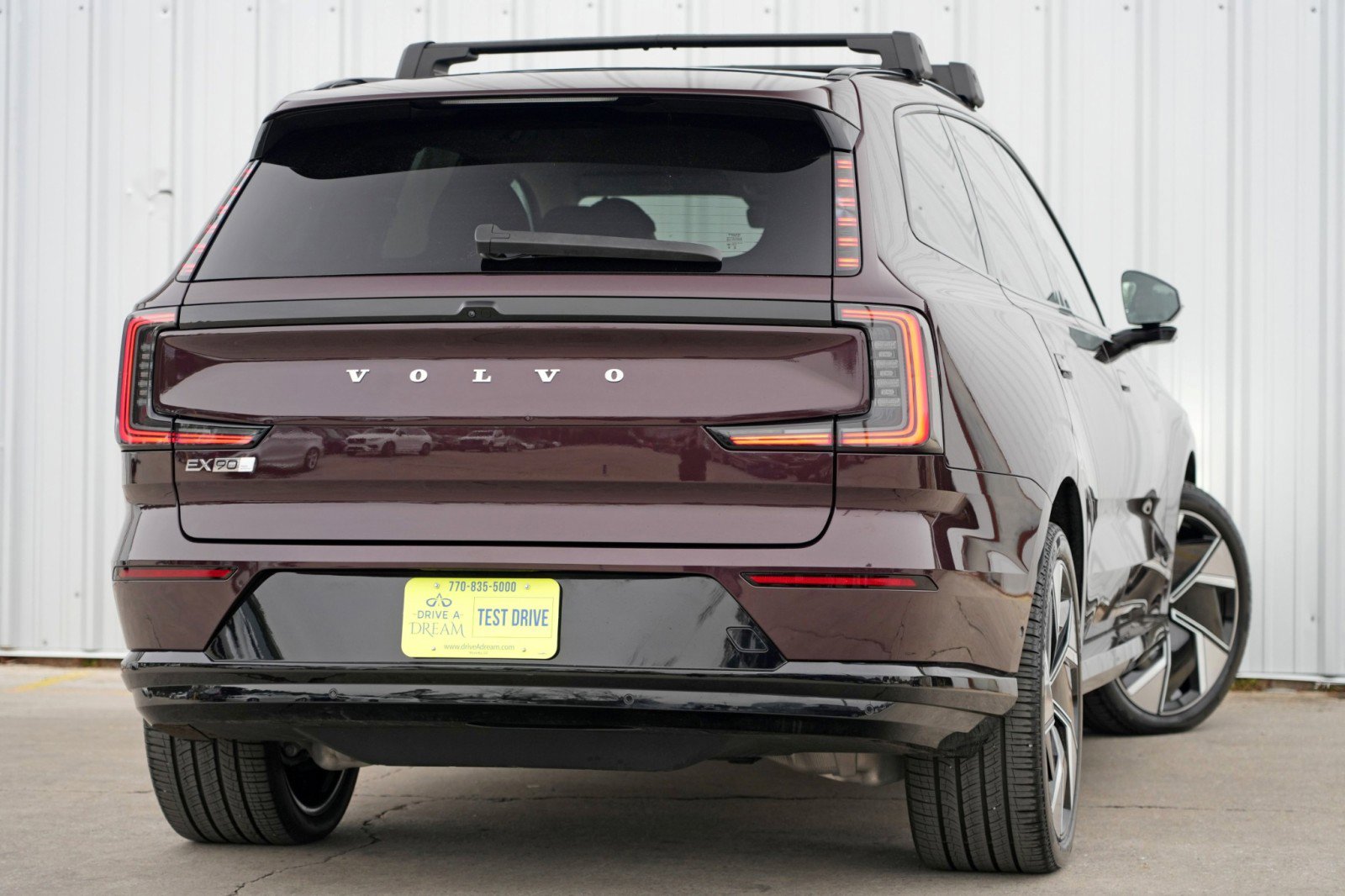 Used 2025 Volvo EX90 Ultra image 5